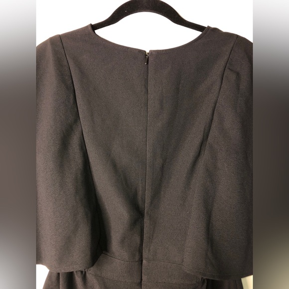 Leith Black Flutter Sleeve V Neck Romper Size Small - Picture 6 of 6